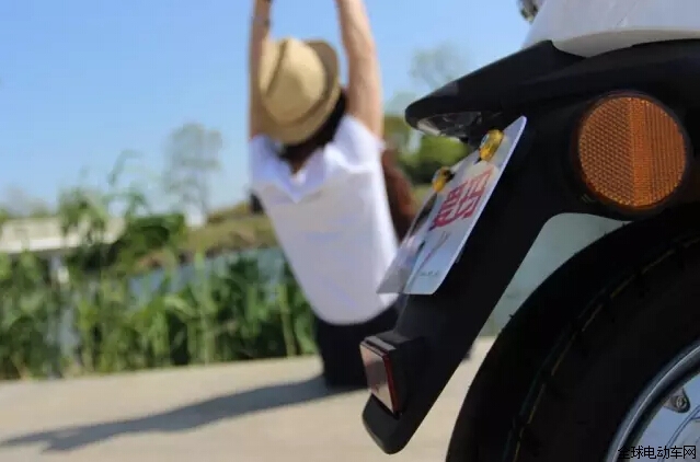 第一眼就爱上了她完整版,第一眼就爱上了西藏