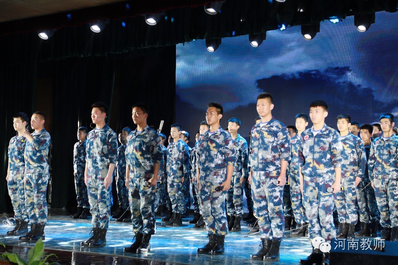 实验学校晚会完整版视频,实验中学晚会视频完整版