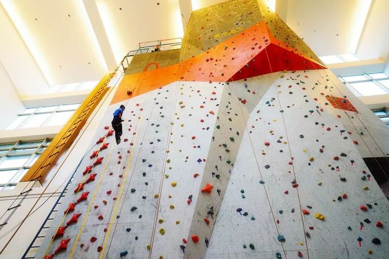 家里有小孩的注意！亲子畅玩卡杭州首次开办~华东100+家亲子乐园，海洋馆，泡温泉，游泳，攀岩……玩个遍不花钱