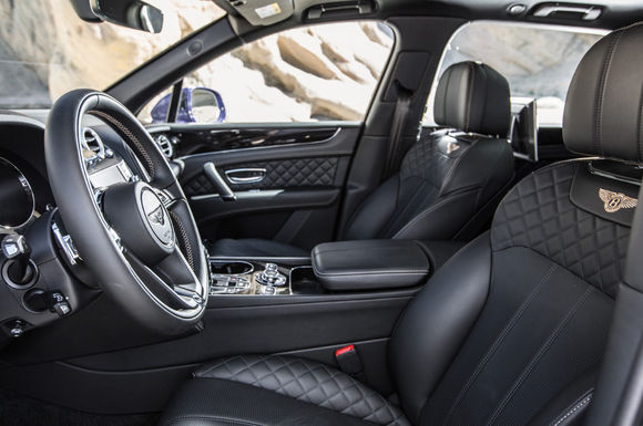 地表最强suv路虎揽胜赛车版,地表最豪华suv