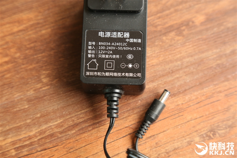 腾达路由器ac10评测,腾达1200光纤专用11ac双频路由器