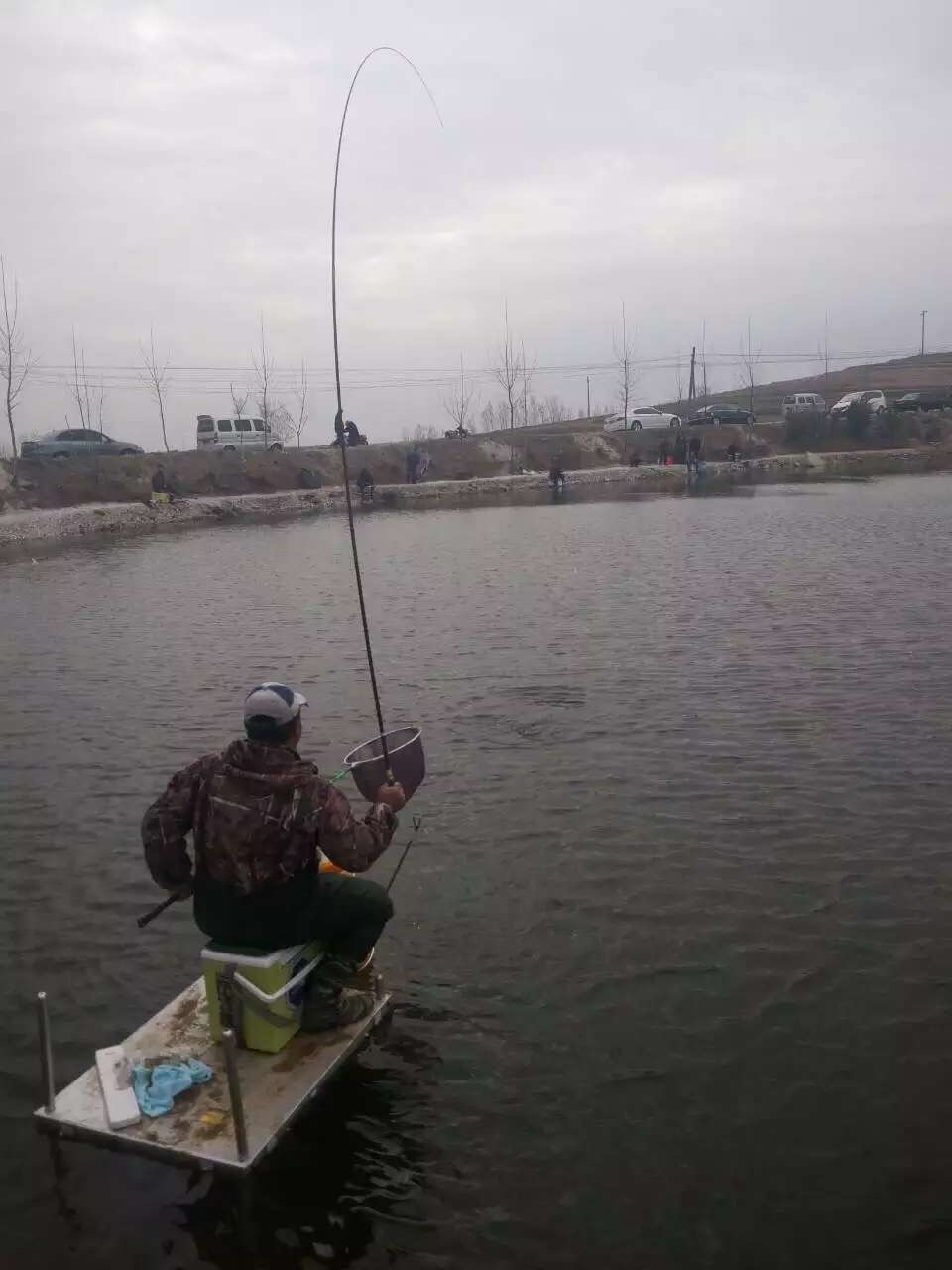 化氏速散颗粒适合用什么饵料钓,化氏不空军饵料和蓝鲫哪个好用