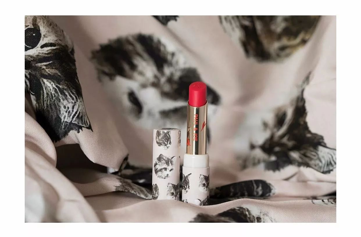 现在最火的化妆品全套,最流行高档化妆品