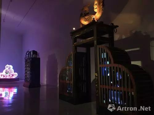 白南准与博伊斯,白南准向博伊斯致敬