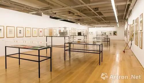 白南准与博伊斯,白南准向博伊斯致敬