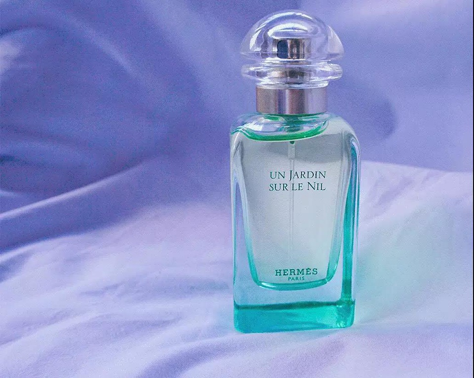 璞嗙摚鏃ヨ棣欐按,璞嗙摚鏃ヨ鍐棩涔嬪厜