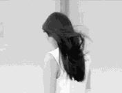 美妆播报｜TOMFORD新春限量浪漫来袭，小黑瓶十周年兰蔻全新打造“小嫩膜”