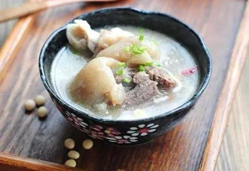 哺乳期宝妈一日三餐营养食谱,哺乳期营养食谱