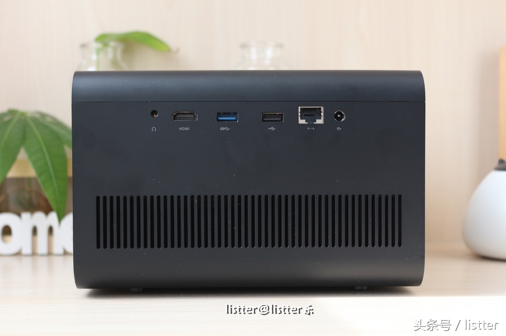 天猫魔屏s1和当贝f1c对比,天猫魔屏投影仪s2评测