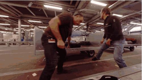 飞机托运行李箱损坏到哪里解决,飞机行李损坏怎么处理