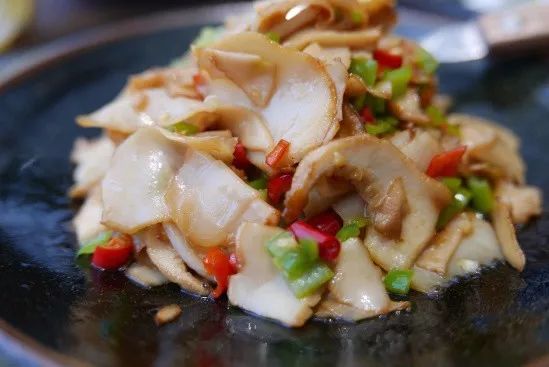 云南的土壤好吗,云南可以吃的土是什么来的