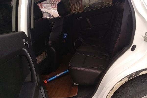 吉利gx7内部图,吉利gx7详解