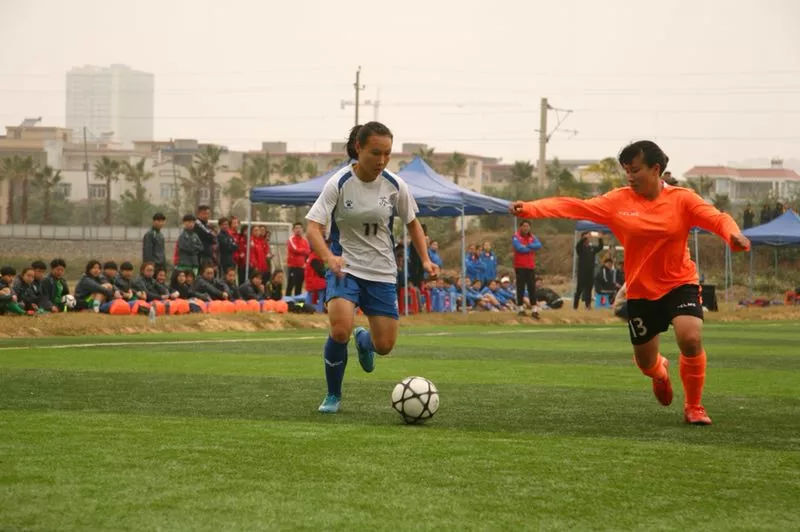 第二届中国青少年足球联赛女子u18,中国女子u16足球队冠军比赛视频