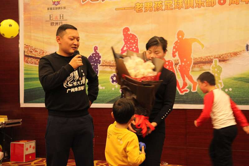 无足球不兄弟原版视频,无足球不兄弟英文