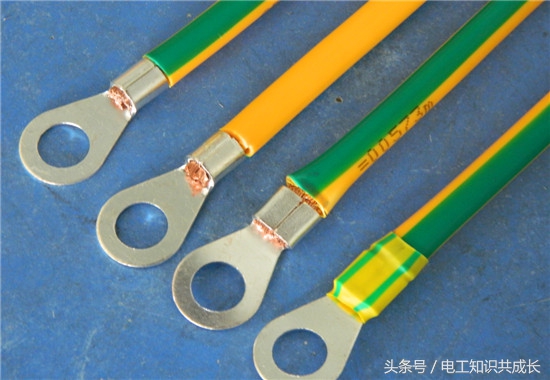 卫生间插座漏电危险视频,卫生间插座起火原因