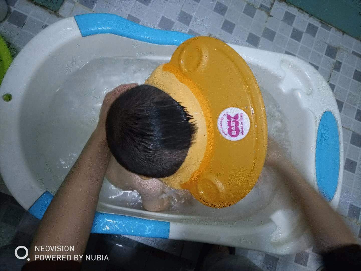 怎么用洗澡神器给宝宝洗澡,有什么宝宝洗澡工具让宝宝趴着洗