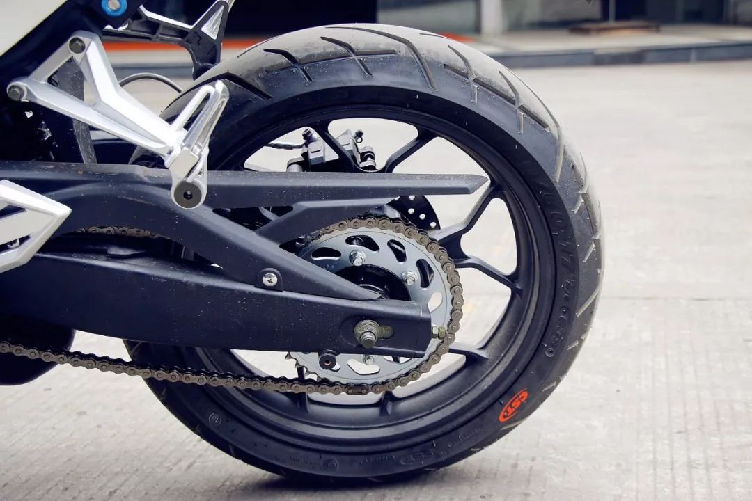 最火的250最需要的都有：双缸、无震、高功-新感觉新车即将上市