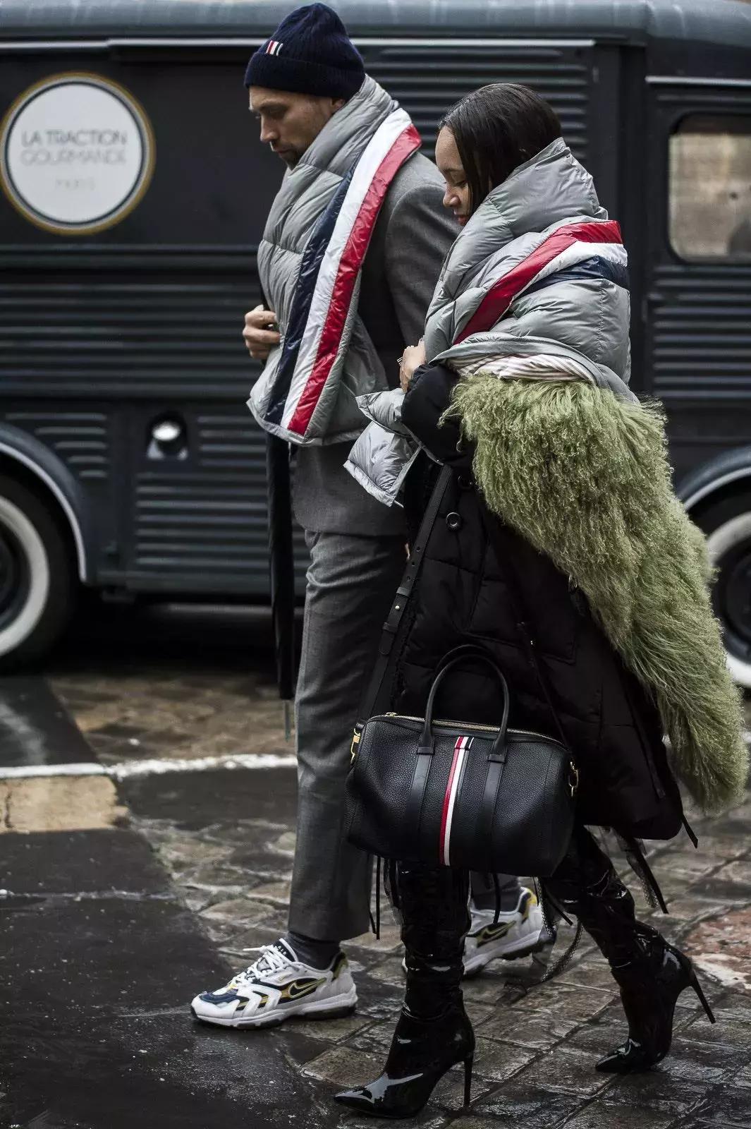 耐克大战侃爷领衔的阿迪，老爹鞋你选哪一双？