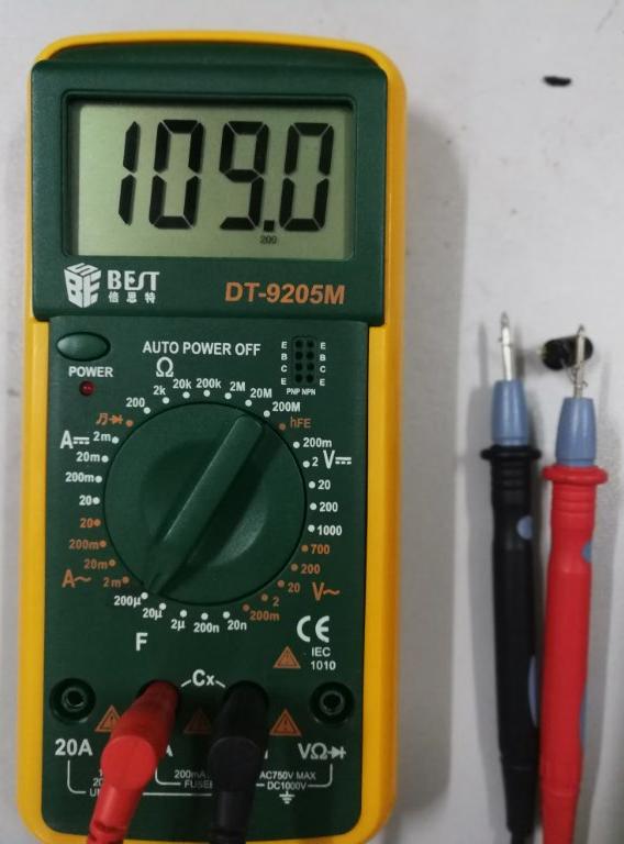 指针式万用表怎样测量1000uf电容,数字万用表测量1000uf电容怎么量