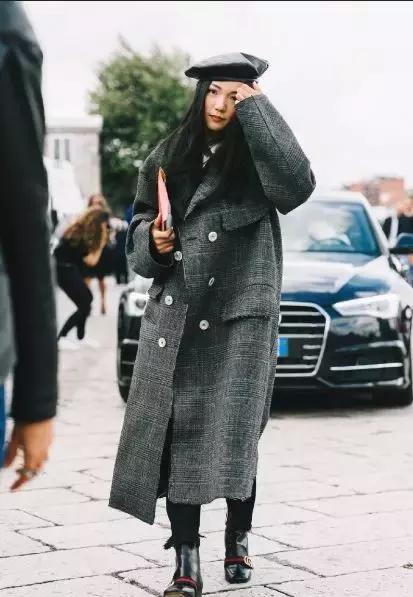 杨幂和热巴穿同款连衣裙,从杨幂赵丽颖到热巴肖战