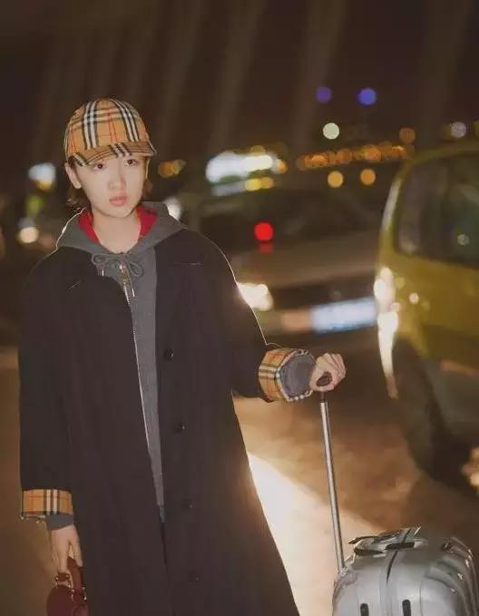 杨幂和热巴穿同款连衣裙,从杨幂赵丽颖到热巴肖战