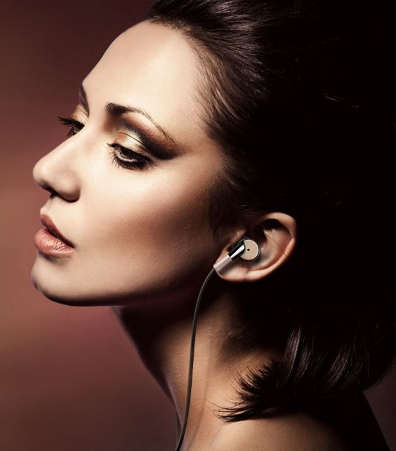 震动音响低音炮,低音炮震动曲