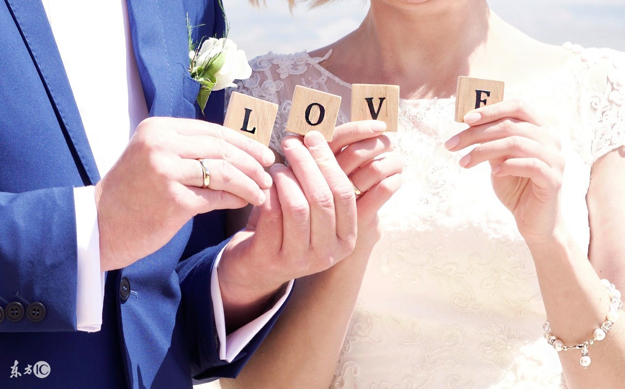 夫妻之间共同话题越来越少怎么办,夫妻之间的共同话题有哪些