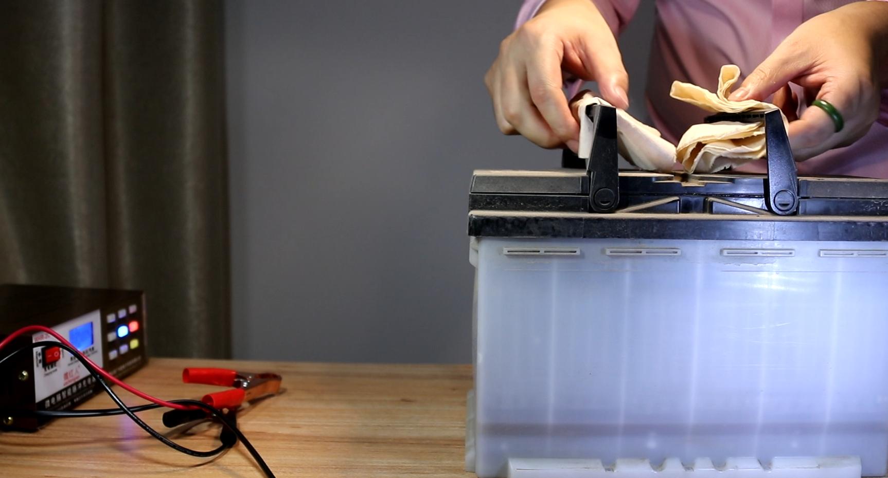 网上买的电瓶车蓄电池质量靠谱吗,网上卖的汽车电瓶充电器靠谱吗