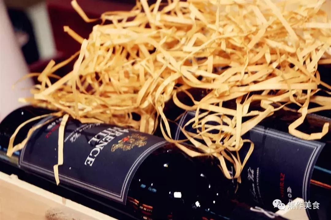 终于有家专门做保真原瓶进口的红酒行啦！188元新年礼包免费送哦