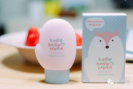 韩国护手霜橘子味,韩国的护手霜一推开就变水