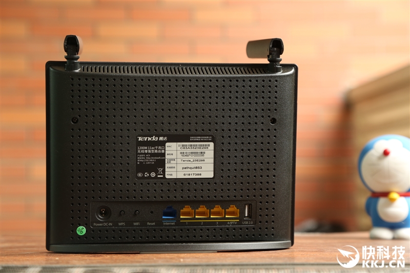 腾达路由器ac10评测,腾达1200光纤专用11ac双频路由器