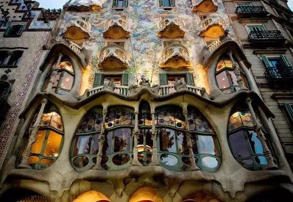 流星花园精彩片段,流星花园巴塞罗那喷泉