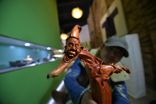 时光贵州古镇有家“怪店”里面的人身怀绝技