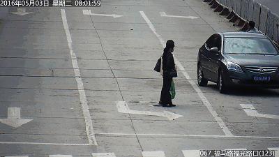 福州闯红灯多久能查出来,福州市十字路口红绿灯抓拍