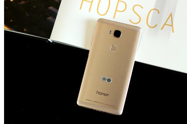 斩获1000元-1500元销冠荣耀畅玩5X评测