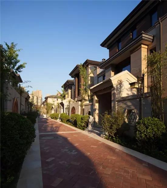 十年曲江名满天下西安协和置业荣膺国家房地产开发一级资质