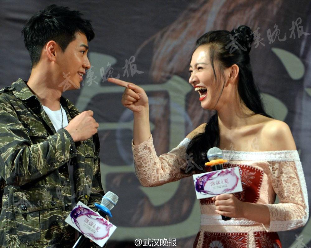 樱花女神黄灿灿照片,黄灿灿樱花女神照