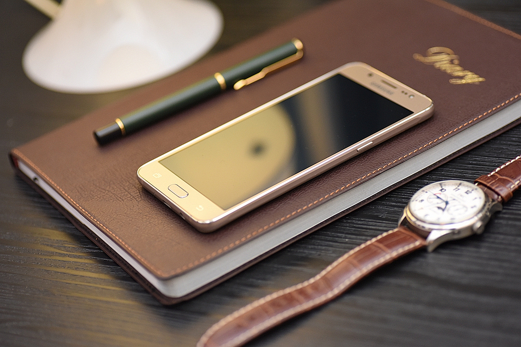 galaxyj7怎样,galaxyj72016扩容