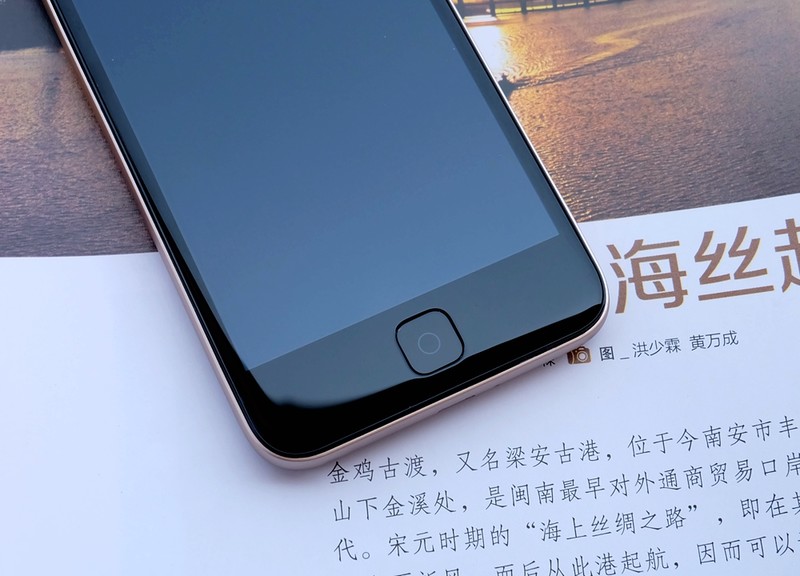 圆润*轻薄爱不释手---体验最美老人机21克M3手机