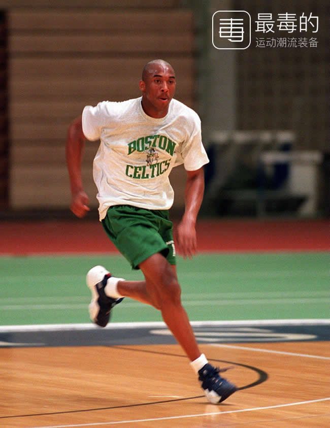 传奇落幕——科比工作生涯赛场球鞋完整回顾