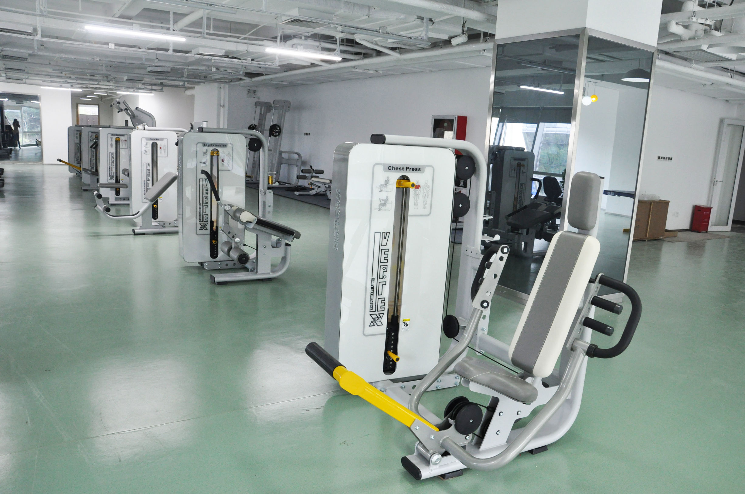 探访本地公司,参观别人家公司