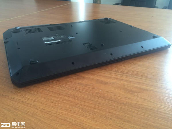 能撼动外星人的地位，战神ZX8成壕级游戏本明星