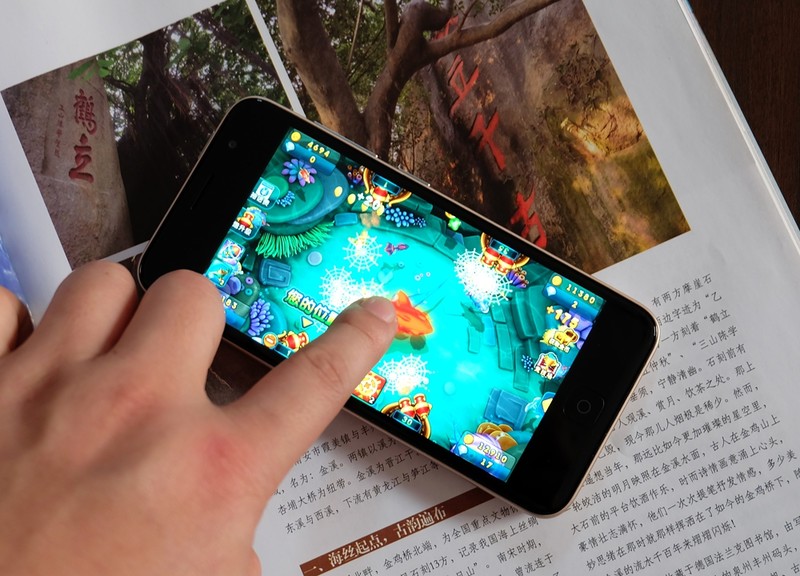 圆润*轻薄爱不释手---体验最美老人机21克M3手机