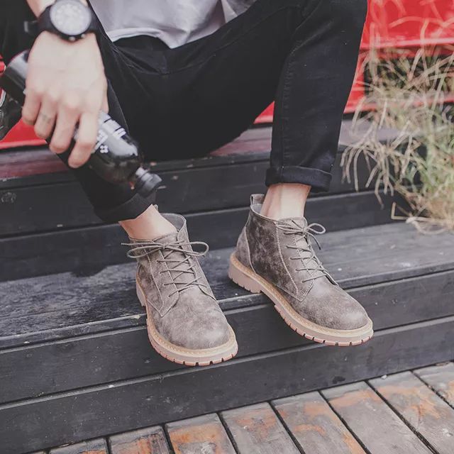 一穿就是35年的t恤,一穿就是30年的军服