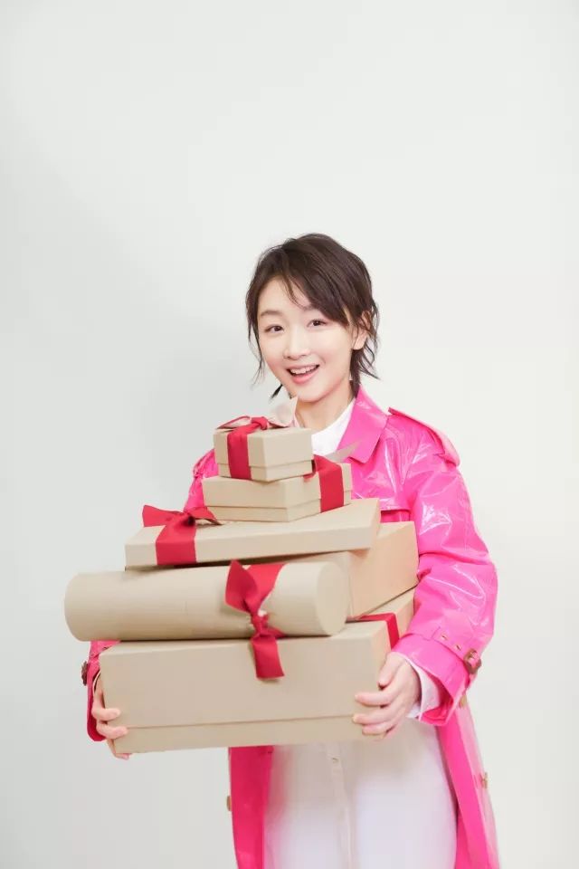 年味渐消的中国红,春节送礼中国红