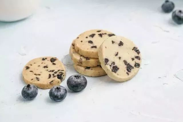 一吃钟情，爱就送TA最好吃的曲奇