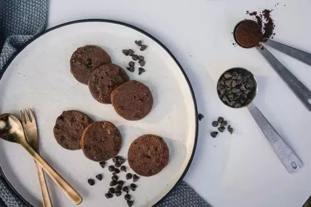 一吃钟情，爱就送TA最好吃的曲奇