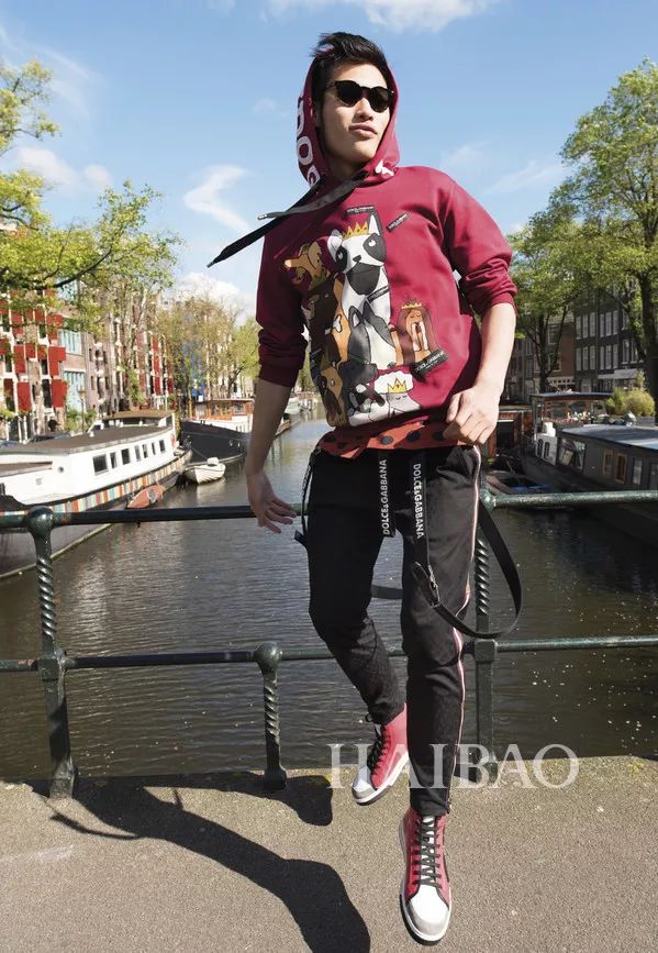 毕竟爱狗｜哈哈哈哈哈哈……听说你们要买狗年单品？我就真的不拦了！