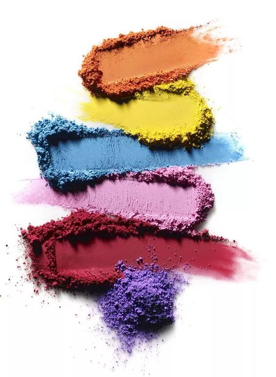 新的一年梳妆台也要断舍离，从此开启开挂般的人生！