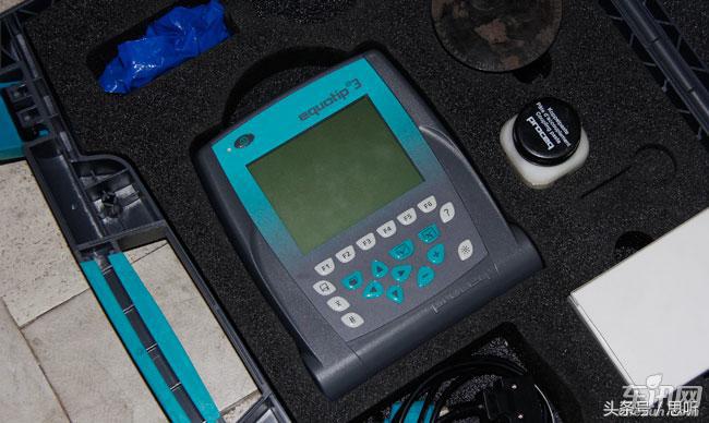 13款进口标致4008大灯拆车件,拆车件2014款东风标致308大灯总成